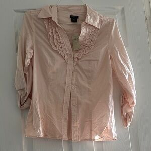 BNWT ann Taylor size 6 Women's Light Pink Button Down Shirt